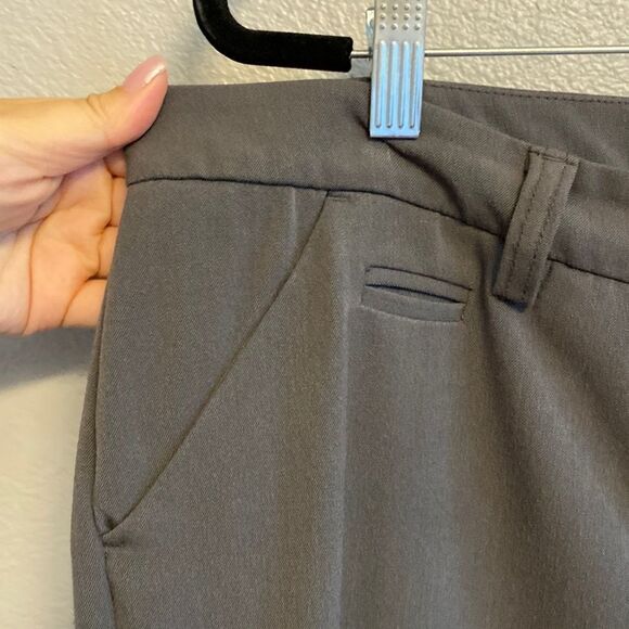 Gloria Vanderbilt- perfect fit Grey slacks- Size 18 - Picture 3 of 7